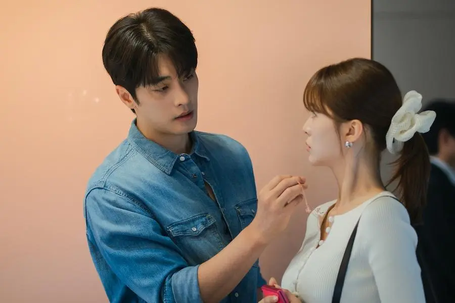 Sung Hoon And Oh Se Young Wind Up In A Contract Relationship In New Drama “What A Boss Wants”