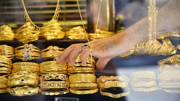 3000 جنيه للجرام.. تطورات جديدة تدفع أسعار الذهب للتراجع 3000 جنيه للجرام.. تطورات جديدة تدفع أسعار الذهب للتراجع