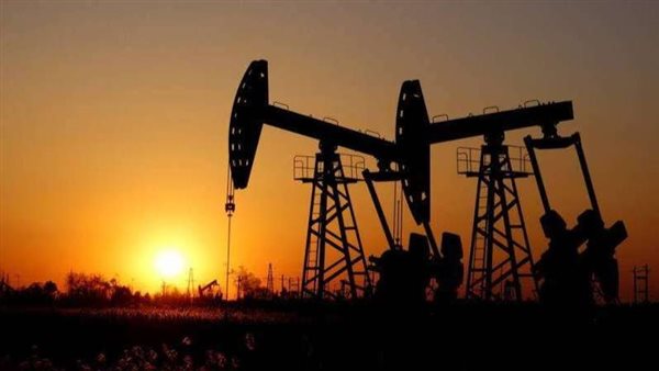 انخفاض النفط والتزامات الصين تقلق المستثمرين انخفاض النفط والتزامات الصين تقلق المستثمرين