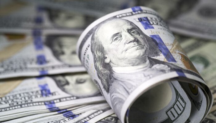 سعر الدولار اليوم مقارنة بالجنيه المصري في بداية تعاملات اليوم 2025. علاوة مخاطر السندات الدولارية المصرية تتقلص إلى أدنى مستوياتها منذ 2021