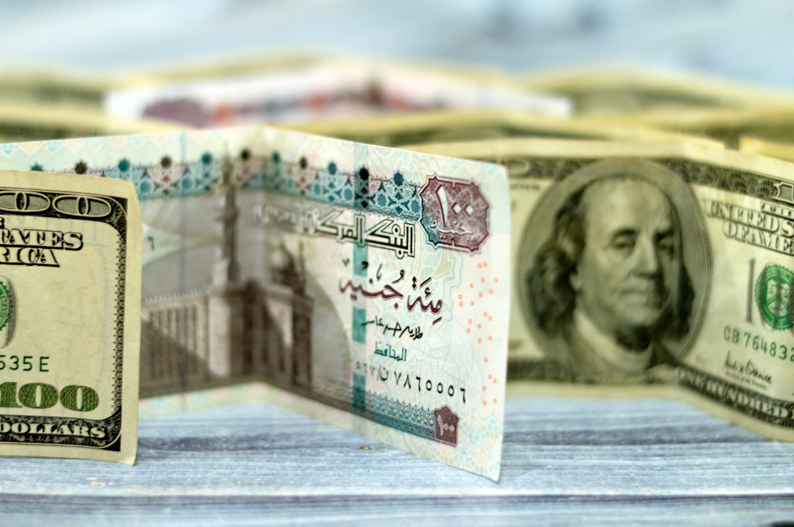 على كم ستحصل؟ سعر الدولار مقابل الجنيه المصري في البنوك اليوم على كم ستحصل؟ سعر الدولار مقابل الجنيه المصري في البنوك اليوم