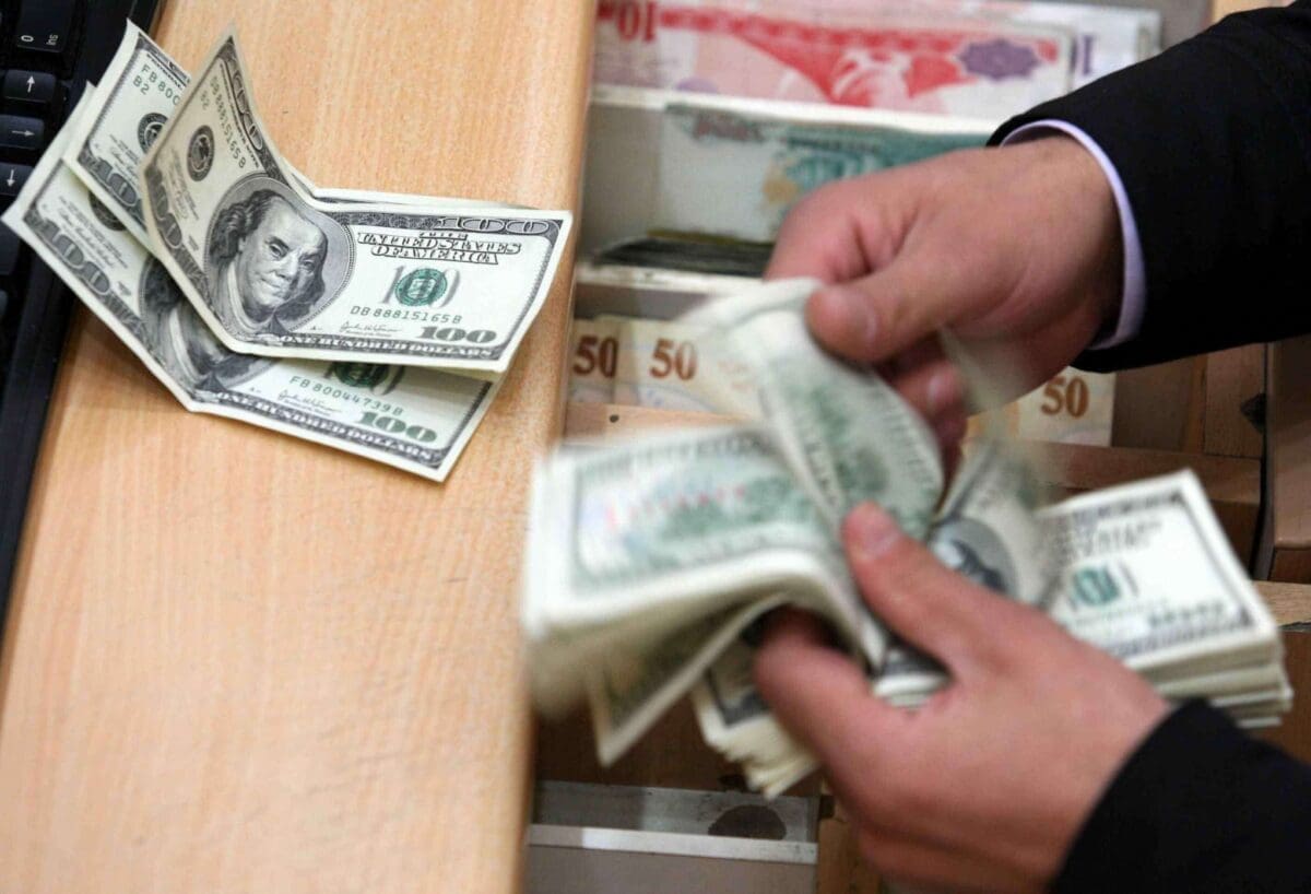 على كم ستحصل؟ سعر الدولار مقابل الجنيه المصري في البنوك اليوم على كم ستحصل؟ سعر الدولار مقابل الجنيه المصري في البنوك اليوم