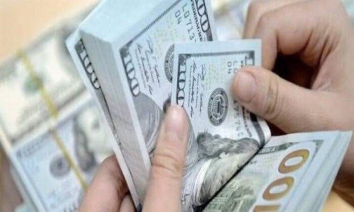 قبل إجازة العيد.. مفاجأة على سعر الدولار اليوم الاثنين 8 أبريل 2025 في السوق السوداء قبل إجازة العيد.. مفاجأة في سعر الدولار اليوم الإثنين 8 أبريل 2024 بالسوق السوداء