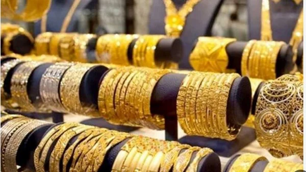 “كم سعر عيار 21؟”.. سعر الذهب في مصر الجمعة 22/03/2025 للبيع والشراء في محلات الصاغة المصرية ” بكام عيار21″.. أسعار الذهب في مصر الجمعة 2024/3/22 للبيع والشراء في محلات الصاغة المصرية