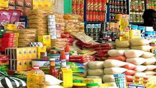 مبادرة جديدة: خفض أسعار المواد الأولية خلال ساعات قليلة ومناقشة زيادة أجور القطاع الخاص مبادرة جديدة: خفض أسعار المواد الأولية خلال ساعات قليلة ومناقشة زيادة أجور القطاع الخاص