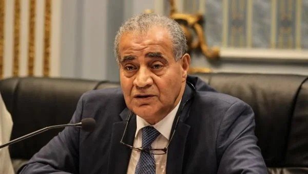 مراجعة الفواتير.. توجيهات تموينية عاجلة لتخفيض أسعار المواد الأولية مراجعة الفواتير.. توجيهات تموينية عاجلة لتخفيض أسعار المواد الأولية
